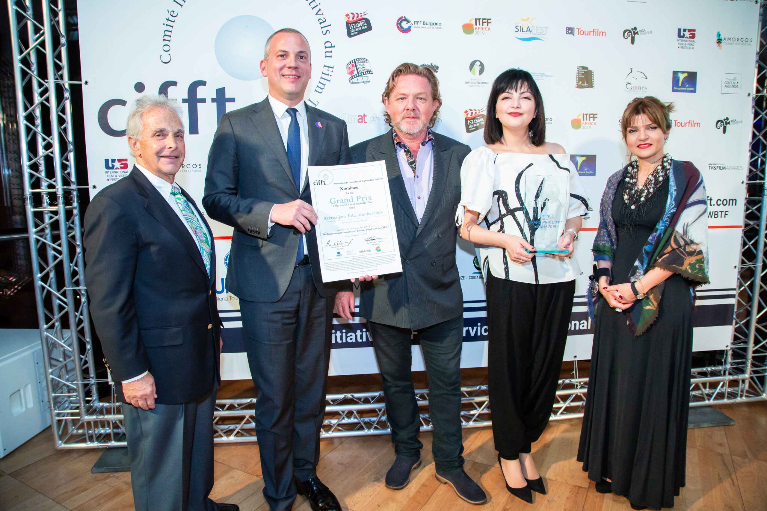 Grand Prix CIFFT Preisverleihung - The worlds best tourism film and tourism commercial as well as eleven nominees were awarded at the Austrian Federal Economic Chamber in Vienna on November 12th, 2019. The outstanding film production "Insider`s Guide to Riga" for LIVE RIGA was honoured with the highly renowned Grand Prix CIFFT Award for the best tourism film in 2019. The Grand Prix CIFFT for commercials went to the Department of Culture and Tourism of Abu Dhabi, for the production "Abu Dhabi  Your Extraordinary Story". The people´s choice award went to Azerbaijan: Take another look for the Azerbaijan Tourism Board.
More than 100 guests, including international tourism film festival directors, winners, ambassadors, tourism and media experts and students travelled for this highlight to Vienna and celebrated the success with all the winners.